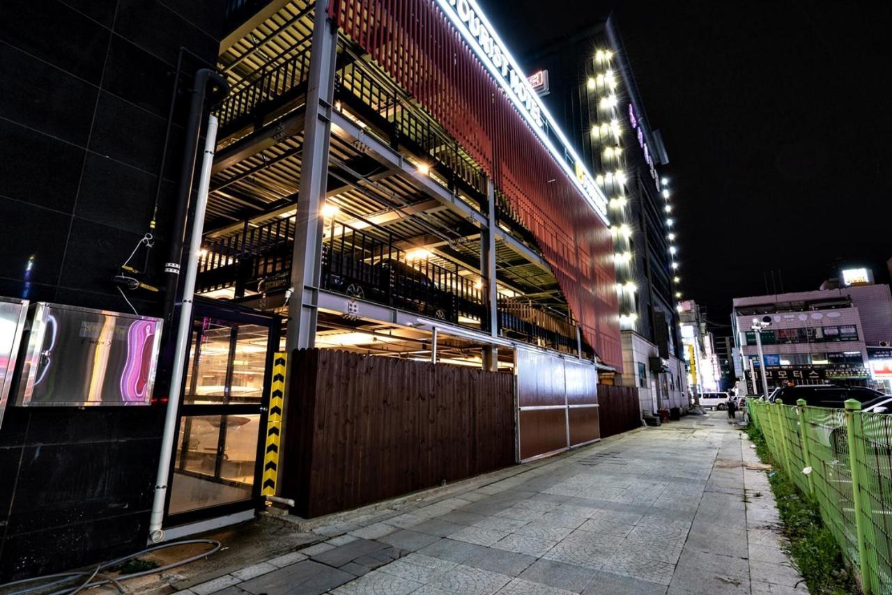 Siheung Seoul Tourist Hotel Екстериор снимка