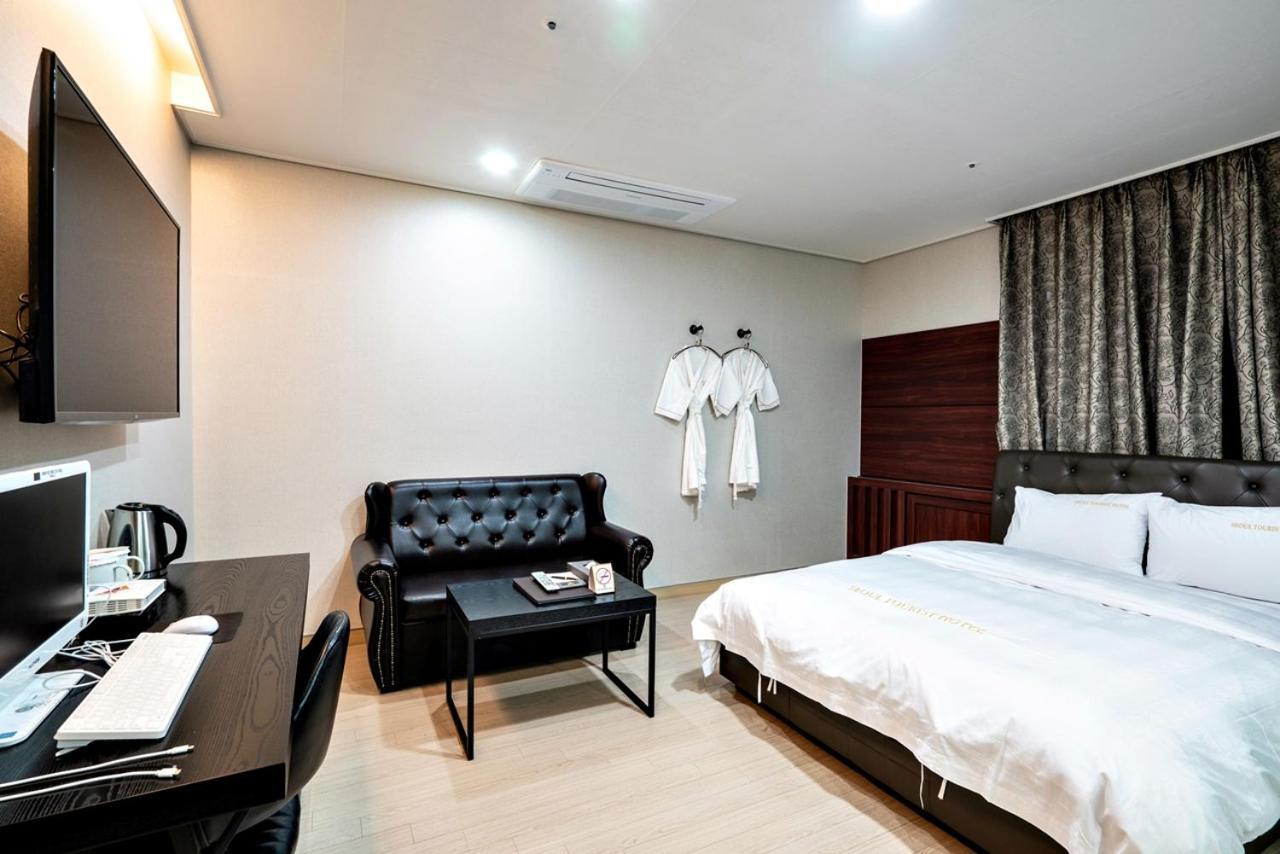 Siheung Seoul Tourist Hotel Екстериор снимка