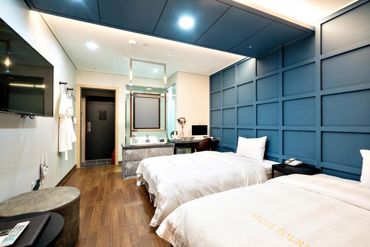 Siheung Seoul Tourist Hotel Екстериор снимка