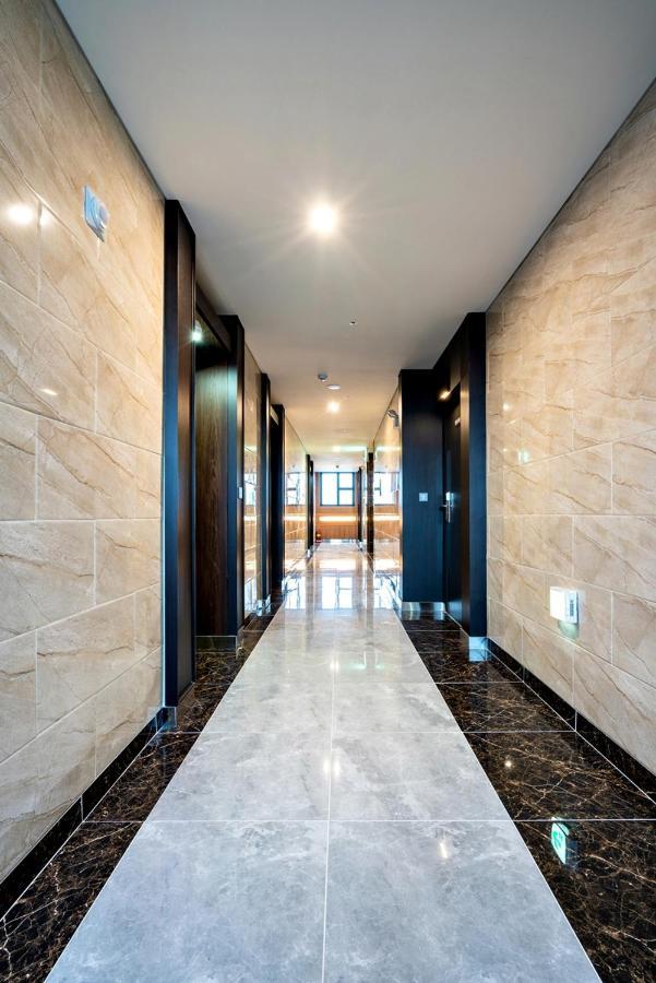 Siheung Seoul Tourist Hotel Екстериор снимка